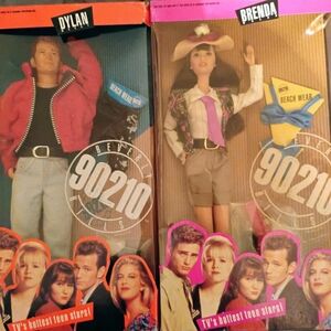 Mattel Beverly Hills 90210 Dylan and Brenda Dolls - Red and Pink